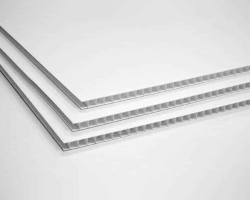 White fluted plastic correx - fluted,